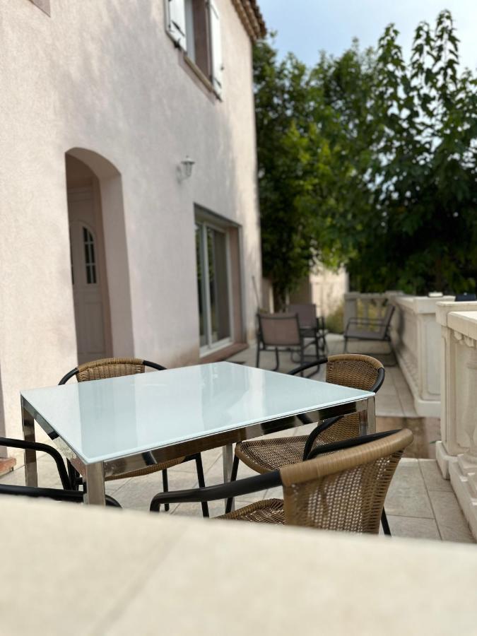 La Villa Du Rayol Saint Maximin Zewnętrze zdjęcie